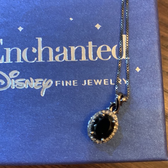 Disney Enchanted Fine Jewelry Maleficent necklace - Picture 2 of 3